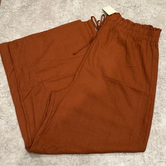 Women's Wide Leg Pants in Rust - Picture 3 of 8